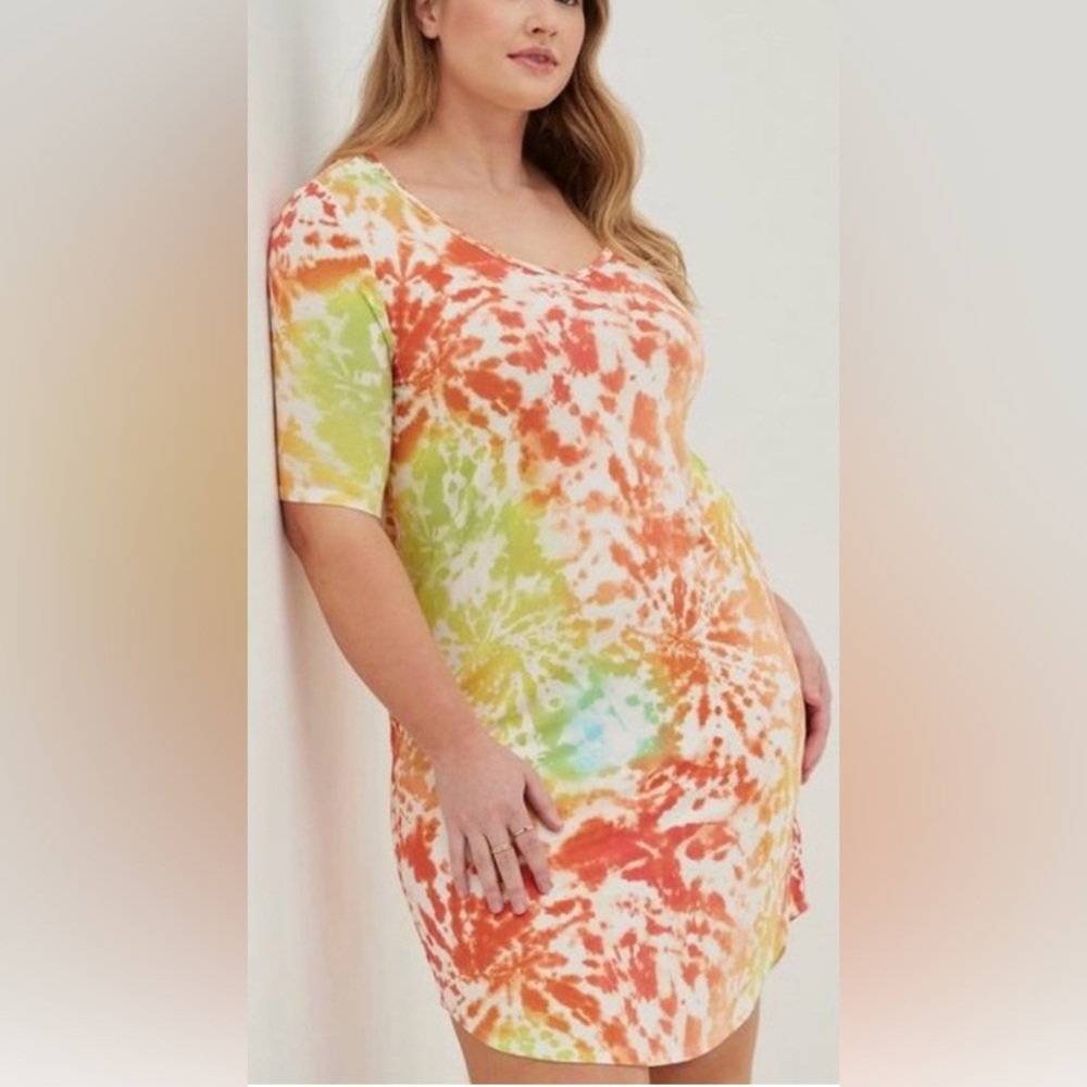 Torrid NWOT Tie-Dye V-Neck Super Soft Dress Size 3 (22/24 or 3X) - Picture 2 of 11